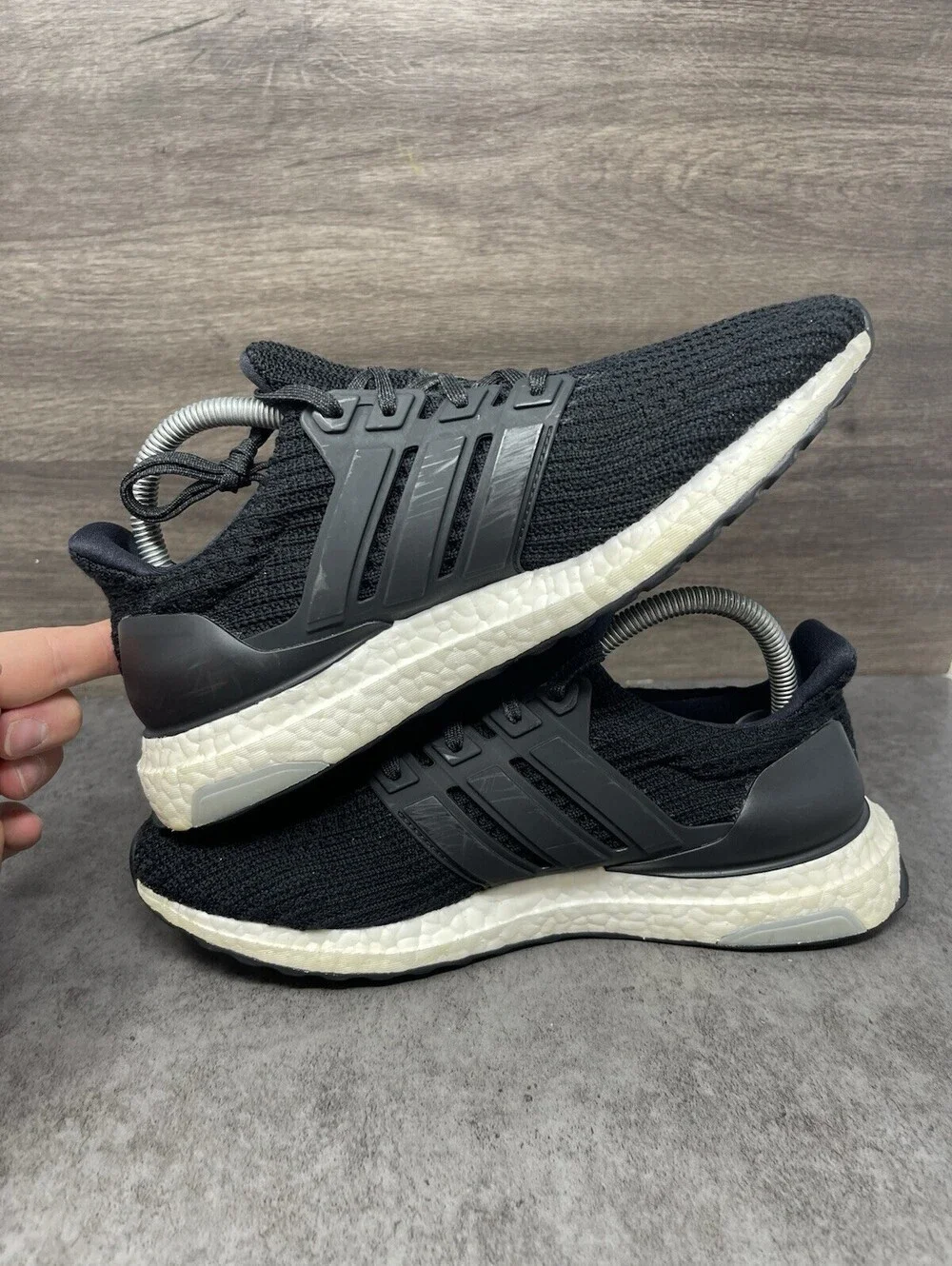 Adidas Ultraboost 4.0 Sneakers Womens Size 8 Black White Athletic Trainer